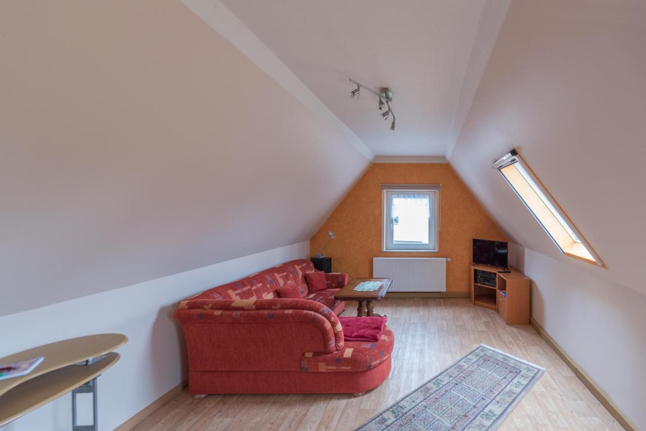 Ferienwohnung Lodig Gross Sarchen Exterior foto
